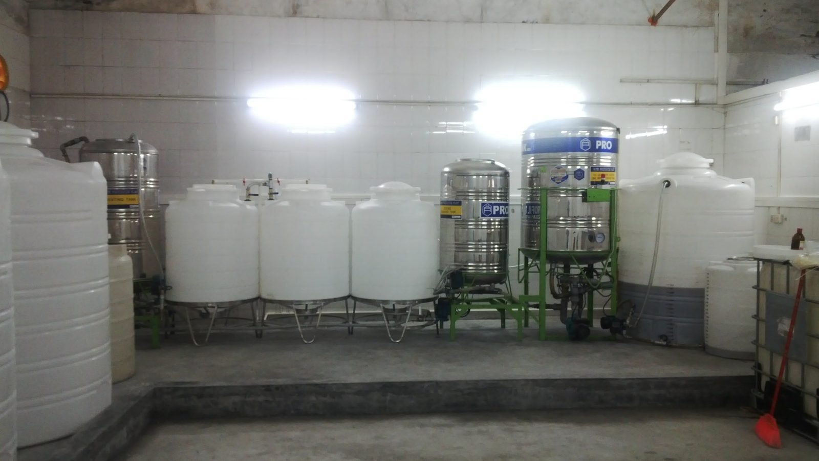 Tanks and process equipment inside the Zhuhai diesel plant in China
